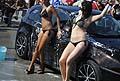 Sexy car wash a ritmo di mucisa al Donne & Motori Show 2012 allAutodromo del Levante