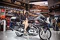 hostess sulla moto BMW R1200 RT allEicma 2013