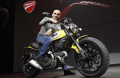 Ducati - Ducati Scambler con Claudio Domenicali al Salone del Motociclo Eicma 2014