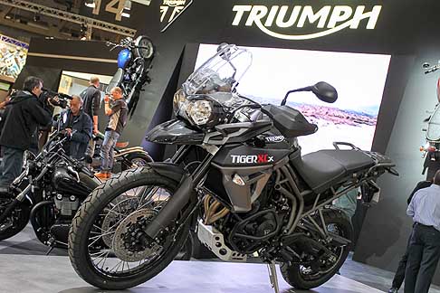 Eicma 2014 - La Triumph Tiger 800 XCx perfetta per il fuoristrada