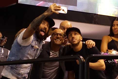 Eicma 2015 - Selfing vip con Tony Cairoli e Vittorio Brumotti all´Eicma 2015 record di visitatori