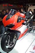 Ducati 1299 Superleggera prima moto stradale di serie con telaio, forcellone, telaietto e cerchi realizzati in carbonio