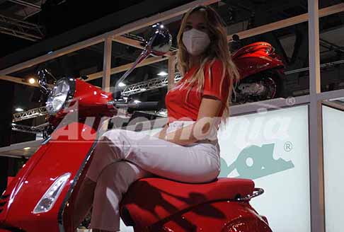 Eicma Ragazze