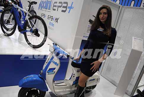 Eicma Ragazze