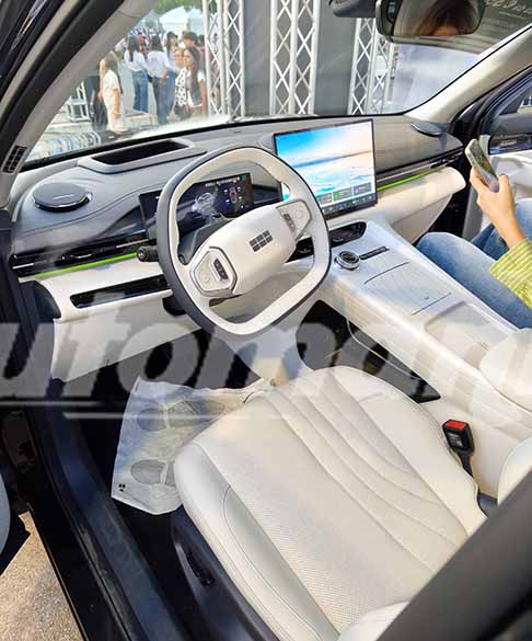 Geely EX5