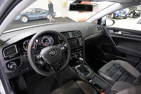 Volkswagen Golf 40th Pack