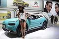 Citroen Cactus M concept e hostess al Salone di Francoforte 2015