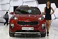 kia Sportage calandra hostess al Salone Internazionale dellAutomobile di Francoforte 2015