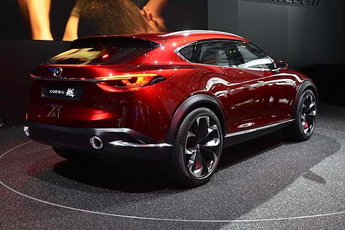 Mazda - Sviluppato su una piattaforma completamente inedita, il veicolo è destinato alla produzione in serie. 