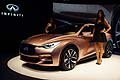 Infiniti Q30 unveil Concept e hostess al Salone di Francoforte 2013