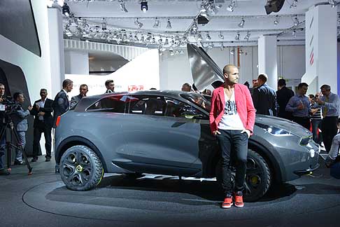 Kia Motors - Anteprima mondiale per la Kia Niro Concept crossover ibrido al Salone di Francoforte 2013