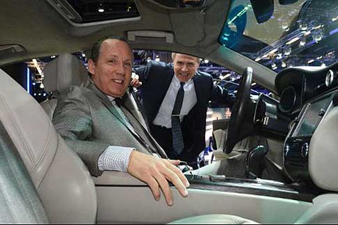 Maserati - Maserati Quattroporte Ermenegildo Zegna Limited Edition interni concept car con Gildo Zegna e Harald J Westera