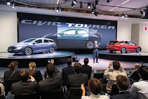 Honda - Honda Civic Tourer presentata in anteprima mondiale al Frankfurt Motor Show.