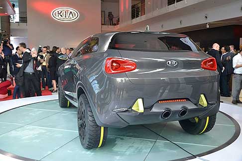 Kia Motors - Kia Niro Concept crossover ibrido adatto ad affrontare qualsiasi percorso