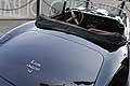 Jaguar E-Type 4.2 coup esposta esternamente alla conferenza stampa del Gran Premio di Bari 2013