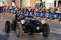 Vintage cars Triumph Moss Monaco duo femminile Chicco - Di Donna sfilata in notturna al Gran Premio di Bari 2015