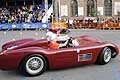 Maserati 220 S in primo piano sfilata in notturna al GP di Bari 2015