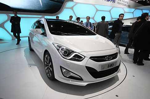 Hyundai - Hyundai i 40 wagon anteriore