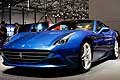 Ferrari California T veduta frontale al Motor Show di Ginevra 2014