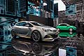 Opel Astra OPC EXTREME propone un motore turbo 2 litri da oltre 300 CV, in grado di esprimere sportivit senza compromessi.