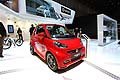 Rossa ed esclusiva la Smart BRABUS Xclusive red edition calamita lattenzione dei visitatori di Ginevra nello stand Smart, dove si presenta in veste di assoluta premiere.