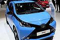 Ricca di sorprendente appeal, la rinnovata citycar Toyota Aygo sfila sulla passerella di Ginevra sfoggiando un design vivace e contemporaneo.