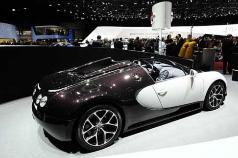 Ginevra-Motor-Show Bugatti