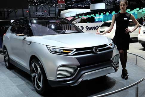 Mazda - Presso il Palexpo di Ginevra possiamo, infine, guardare a distanza ravvicinata linedita SsangYong XLV Concept. 