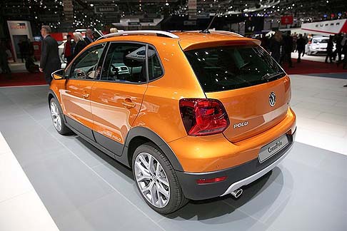 Volkswagen CrossPolo 2014