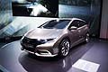 Al Salone di Ginevra 2013 debutta la Honda Civic Tourer Concept.