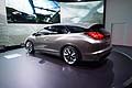 Con un profilo unico rispetto alle concorrenti, Honda Civic Tourer Concept spicca nello stand del Salone di Ginevra.