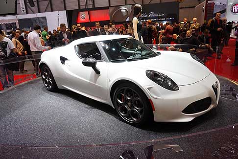 Alfa Romeo - Alfa Romeo 4C coup 'Launch Edition, ne verranno prodotti 1000 esemplari in tutto il mondo