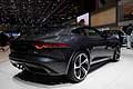 Jaguar F TYPE Coupe retrotreno vettura al Motor Show di Ginevra 2015