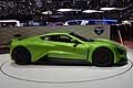 Zenvo ST1 green fiancata  stata prodotta in 15 esemplari ad un prezzo di  887.000, la supercar danese con motore Chevrolet raggiunge i 375 km/h esposta al Salone di Ginevra 2015