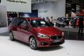 Immagine anteriore della BMW 220d XDrive nello stand di Ginevra