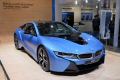 Immagine frontale della BMW i8 al Salone di Ginevra