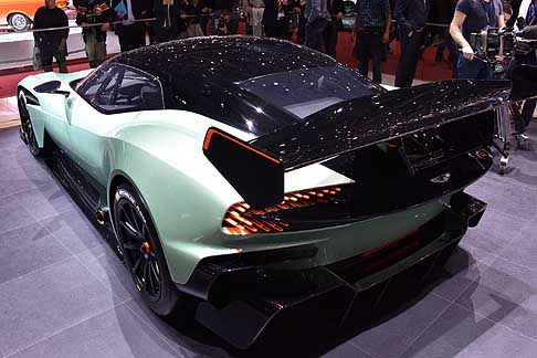 Aston Martin Vulcan Concept