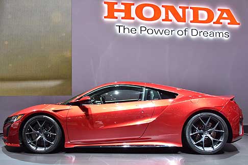 Hybrid Cars - Honda NSX hybrid gi presentata al Salone di Detroit 2014 con il marchio Acura NSX 