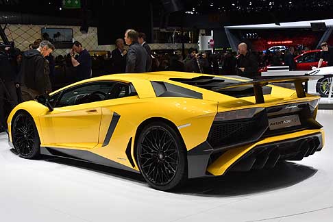 Lamborghini LP 750-4 Superveloce