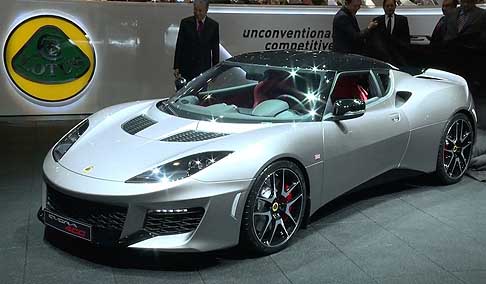 Lotus - Lotus Evora 400 la velocit max  dichiarata pari a 300 km/h e laccelerazione da 0 a 100 km/h coperta in soli 4,2 s