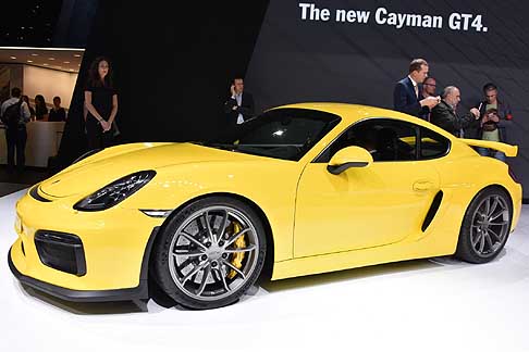 Porsche - Porsche Cayman GT4  una vettura per puristi della guida