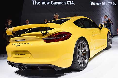 Porsche - Porsche Cayman GT4 e senza alcun dubbio  la Cayman che tutti gli appassionati di Porsche hanno sognato da sempre