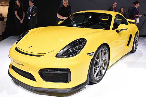 Porsche - Porsche Cayman GT4 riesce ad erogare 385 CV e 420 Nm di coppia