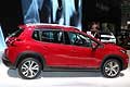 Peugeot 2008 vista laterale al Ginevra Motor Show 2016