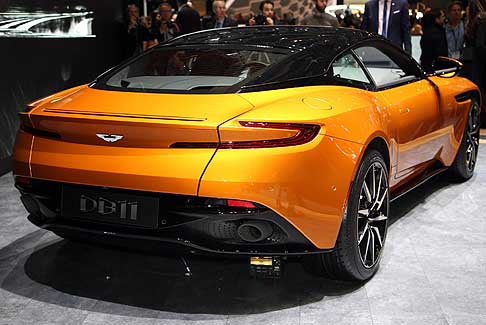 Aston Martin DB11