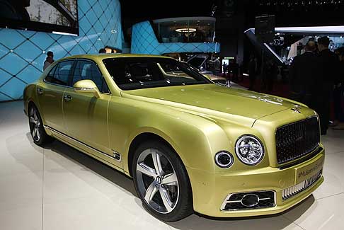 Bentley - Nello stand dedicato a Bentley si fa notare la nuova Mulsanne, dal look rinnovato che si avvale anche di soluzioni tecnologiche di ultima generazione.