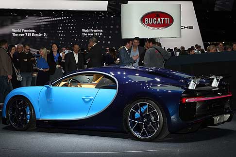 Bugatti - Bugatti Chiron la nuova supercar al Ginevra Motor Show 2016