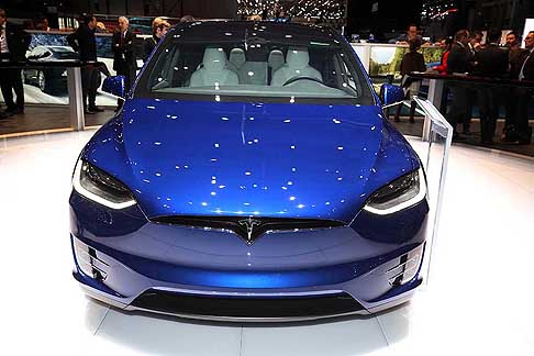Ginevra-Motorshow Tesla