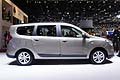 Veicolo Dacia Lodgy multispace al Ginevra Motor Show 2012