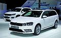 New Volkswagen Passat Variant R-Line (front) e new Volkswagen Tiguan R-Line (rear) al Salone di Ginevra 2012